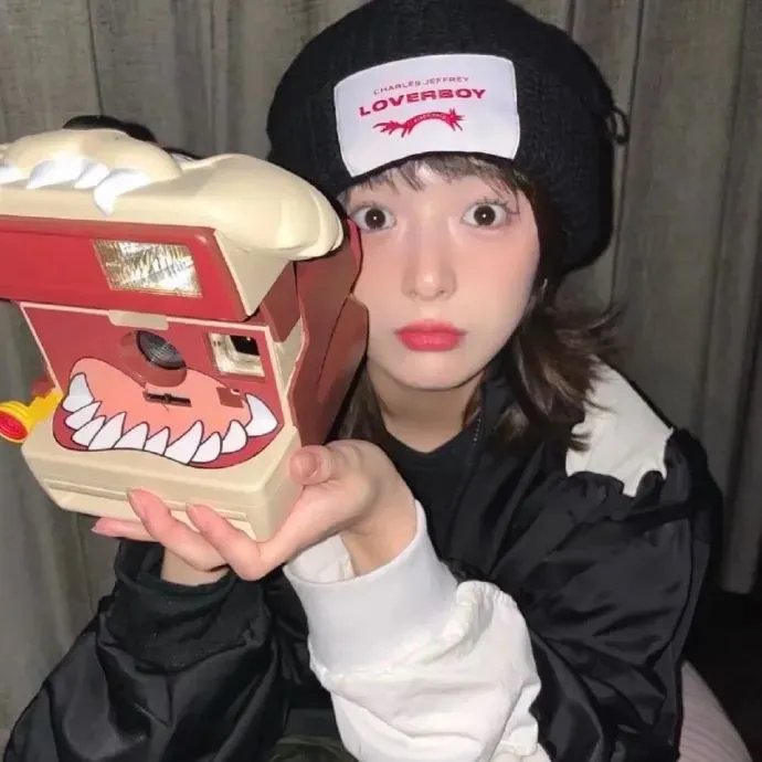 蠢爱三人行